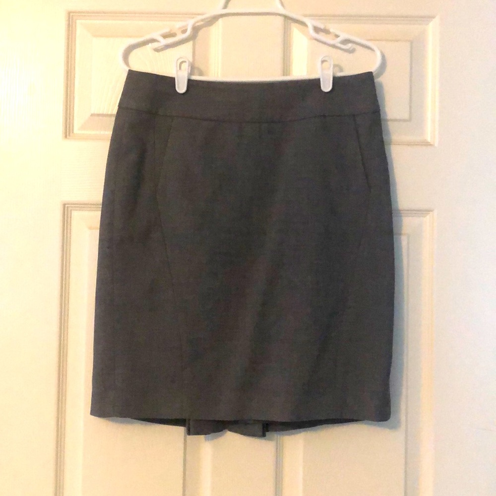 Loft Gray Pleated Skirt with Pockets